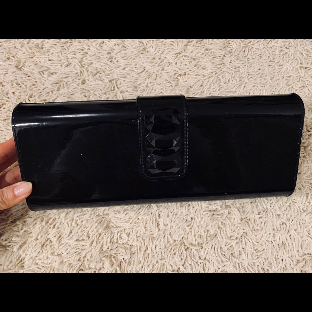 Clutch- NWOT